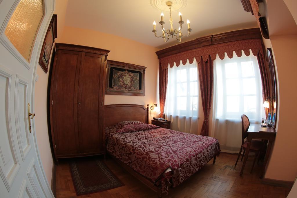 Rezydencja Waksman Bed and Breakfast Lublin Buitenkant foto